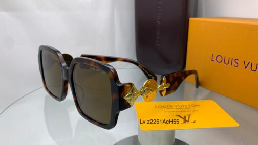 Sunglasses Collection for Women - Louis Vuitton - Image 3