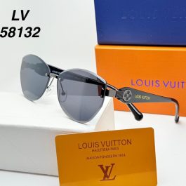 Louis Vuitton - Girls