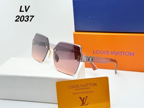 Louis Vuitton - Women - Image 3
